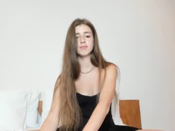 latina cam girl coy_amina image #924841