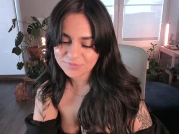 latina cam girl doubedeesarai image #3161909