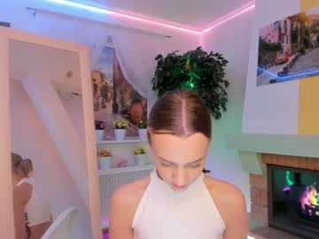 latina cam girl xoanetta image #371436