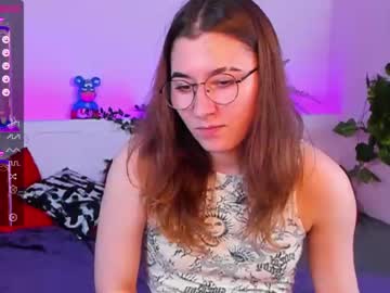 latina cam girl beverleyelliott image #1507410