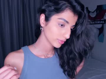 latina cam girl suzannedavise image #3734044