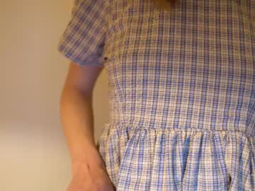 latina cam girl ellaa91 image #1027641