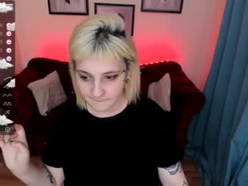 latina cam girl yolandi_toit image #1439543