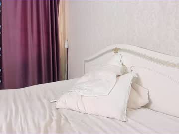 latina cam girl akura_01 image #1057791