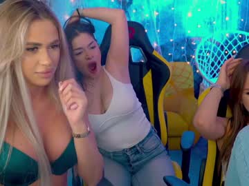 latina cam couple kira0541 image #2428529