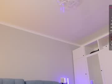 latina cam girl _blackbee_ image #654514