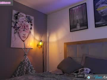 latina cam girl lindabluee image #712497