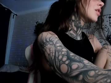 latina cam girl uwu_eva image #4720813