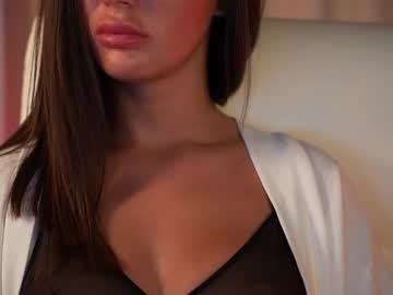 ember_robbins latina cam