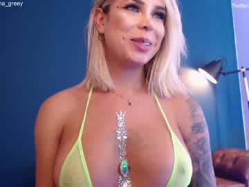 latina cam tranny jhenna_greey image #782542