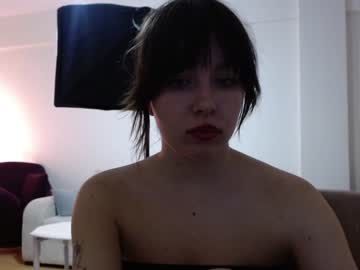 warm_june latina cam