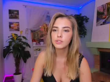 latina cam girl amelia__williams image #1060817