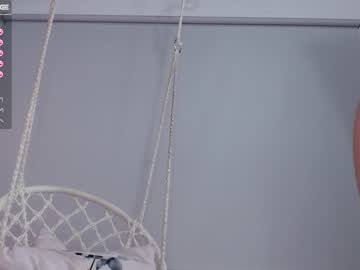 latina cam girl little_effy18 image #616456
