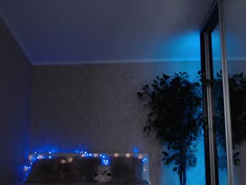latina cam girl shy_hott1e image #202332