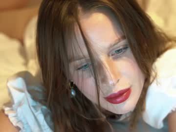 latina cam girl ellaa91 image #329761