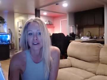 latina cam couple jess_glamis96 image #1163778