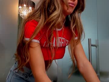 latina cam girl anyarayne image #4194206