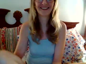 latina cam girl daydreamymilf image #1733330
