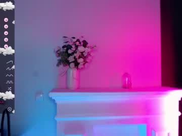latina cam girl small_blondee image #1712148
