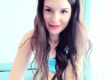 latina cam girl elaanna image #4523779