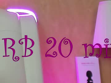 latina cam girl maaarynip image #273840