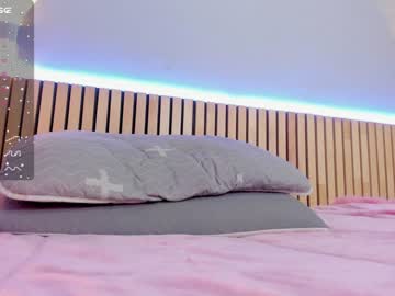 latina cam girl little_effy18 image #4120185