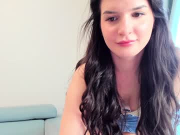 latina cam girl elaanna image #3163641