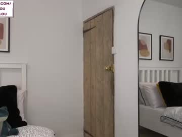 latina cam girl belle_jlou image #4122761