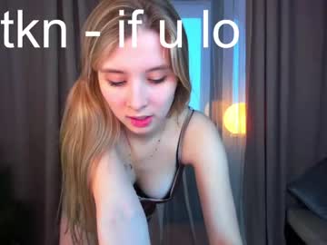 latina cam girl milablush image #2402685