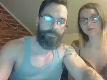latina cam couple jennifuhrer1999 image #875901