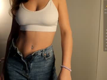 latina cam girl brittcubitt image #4329149