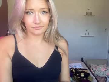 latina cam girl ameliabeverly image #859412