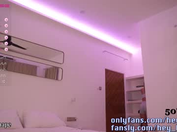 latina cam girl heyhorny_cb image #3041209