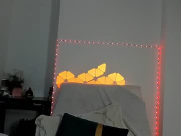 latina cam girl hotfallingdevil image #2435385
