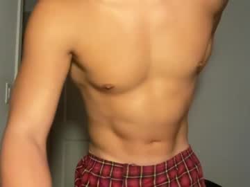 latina cam man kelvinwilde image #2085965