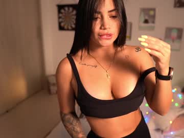 latina cam girl ashlyeroberts01 image #2579326
