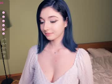 latina cam girl your_desssert image #3767417