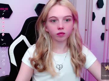 latina cam girl small_blondee image #2806922