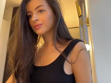 latina cam girl sunnyluxe_ image #4673229