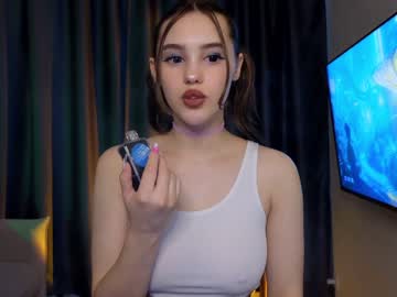 latina cam girl angella_kleee image #4607152