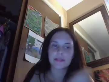 latina cam girl roseyylips image #1784293