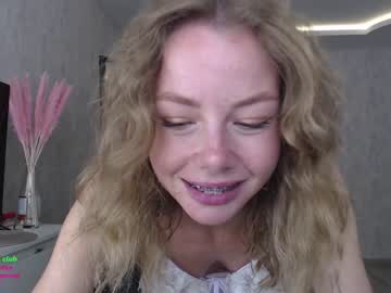 latina cam girl elli_harmon image #3466247