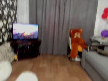 water__lily latina cam