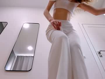 latina cam girl bb_lourels image #3279435