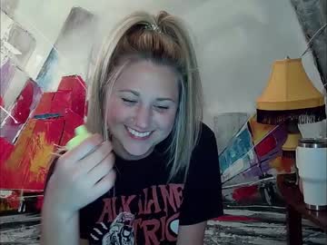 latina cam girl piercedgamer image #3200619