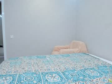 latina cam girl yana_squrel_22 image #3489419