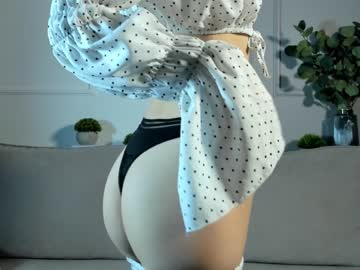 latina cam couple blonde_lotos image #3911107