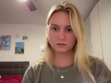 latina cam girl sarahsapling image #3610325