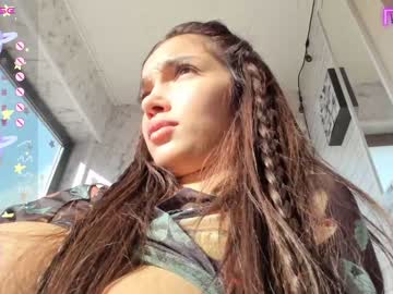 latina cam girl sassyt33n image #4183936