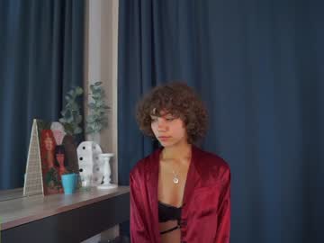 latina cam girl lenaelisabeth image #4138391